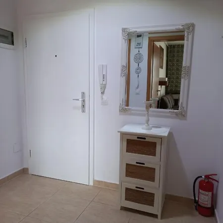 House One Апартаменти